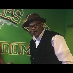 Meet your Posher, Vincent